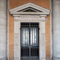 Palazzo dei Conservatori - Exterior: Doorway