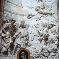 Sant'Agnese in Agone - Interior: Detail of chapel altar relief sculpture 