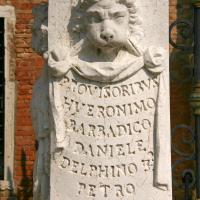 Arsenale Gate - detail of commemorative column