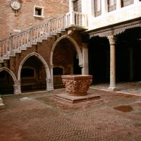 Ca' d'Oro - courtyard