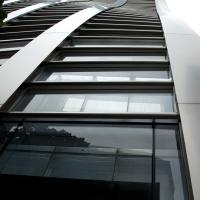 De Beers Building - Exterior: Vertical View