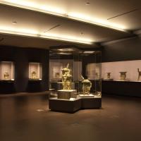 Nezu Museum - Interior: Gallery
