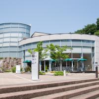 Taro Okamoto Museum Museum of Art - Exterior: Facade