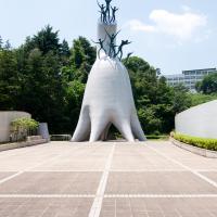 Taro Okamoto Museum Museum of Art - Exterior: Sculpture