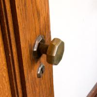 Frederick C. Robie House - Interior: Servants room doorknob