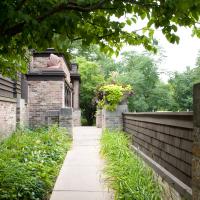 Frank Lloyd Wright Home and Studio - Exterior walkway