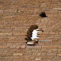 Chaco Canyon  - Una Vida: Wall of Great House 