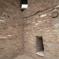 Chaco Canyon  - Pueblo Bonito: Corner Door 