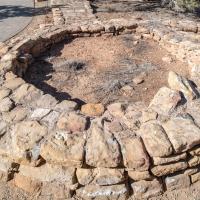 Mesa Verde  - Village RuinsPithouse 