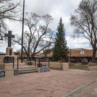 Taos Plaza  - Exterior: WWII Monument 