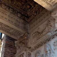 Arch of the Argentarii - Detail: View of Garlands and Capitals above Septimius Severus on the inside of the Arch