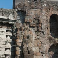 Nero's Aqueduct - View of Nero's Aqueduct where it branches off from the Aqua Claudia