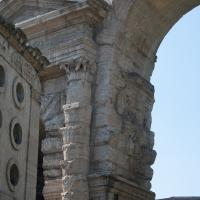 Porta Maggiore - View of a lateral arch and pediment of Porta Maggiore