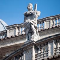 Santa Maria Maggiore - View of sculptures on the apse facade of Santa Maria Maggiore