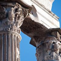 Temple of Castor and Pollux - View of the capitals of the Temple of Castor and Pollux