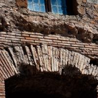 Trajan's Market - Exterior: View of an arch in Trajan's Market from the via Biberatica
