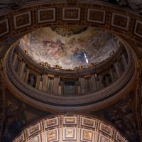Saint Peter's Basilica - Interior: View of Dome over the Presentation Chapel
