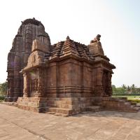 Rajarani Temple - Exterior: SE corner