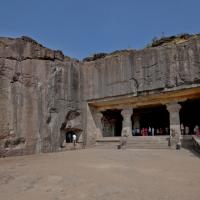 Cave 29: Dhumar Lena - Exterior: west facade 
