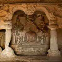 Cave 30: Chota Kailasa - Interior