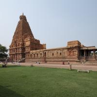 Brihadesvara Temple - Exterior: southeast elevation