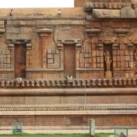 Brihadesvara Temple - Exterior: detail, mandapa north wall, west side