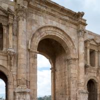 Arch of Hadrian - Arch of Hadrian, Southern Facade, Central Arch