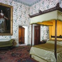 Culzean Castle - Interior: Lord Cassilliss Bedroom