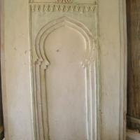 Dar al-Mihdar - lime plaster (malas) niche in tradtional Hadrami style