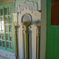 Qasr al-Munaysurah - interior, lime plaster decoration (malas)