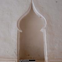 Qasr al-Munaysurah - interior, lime plaster decoration (malas), detail