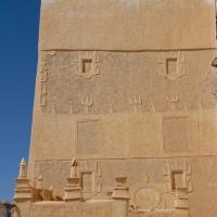 al 'Uqlah - plaster work in the ruins of a merchant villa
