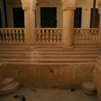 Qasr Hamtut - interior pool