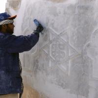 ‘Amiriyah Madrasa - craftsmen working on the pozzolonic plaster finishing (qudhad)
