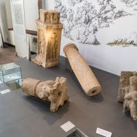 Fragments of a Jupiter column and grave finds - Installation view