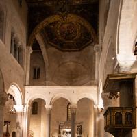 Basilica di San Nicola - Interior: Nave, Chancel