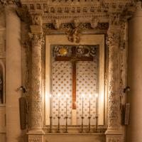 Basilica di Santa Croce - Interior: Auxiliary Altar