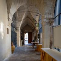 Biblioteca Roberto Caracciolo - Interior: Hallway