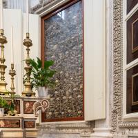 Cattedrale di Santa Maria Annunziata - Interior: Relics of the Martyrs of Otranto in the Chapel of the Martyrs