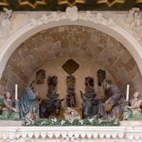 Chiesa di San Francesco d'Assisi - Interior: Stone Nativity Scene Attributed to Stefano da Putignano