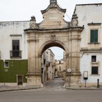 Porta San Pietro o Porta Nuova - Facing East