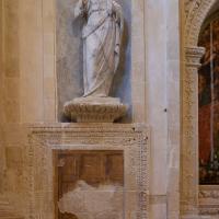 Ex Ospedale dello Spirito Santo - Interior: Statue of Mary