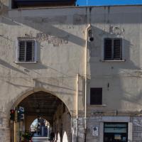 Palazzo dell'Arco Pretorio - Exterior: Facade on Via Consalvo da Cordova, Facing West