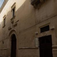 Palazzo Giustiniani - Exterior: Facade on Via dei Perroni, Facing North
