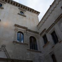 Palazzo Vernazza - Interior: Courtyard Walls
