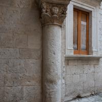 Palazzo Vulpano-Sylos - Interior: Engaged Column
