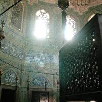 Sehzade Camii - Interior: Sehzade Mausoleum (turbe), Baldachino