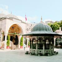 Sokullu Mehmed Pasha Camii - Exterior: Sadirvan; Courtyard; Portico