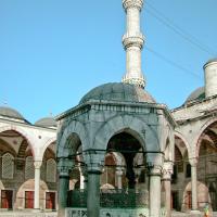 Sultanahmet Camii - Exterior: Courtyard; Fountain
