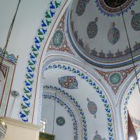 Atik Mustafa Pasha Camii - Interior: Central Dome; Pendentives with Inscriptive Medallions; Grand Arch